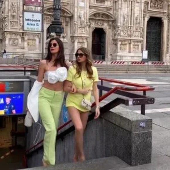 ZARA Crop Jacket - Picture 4 of 4